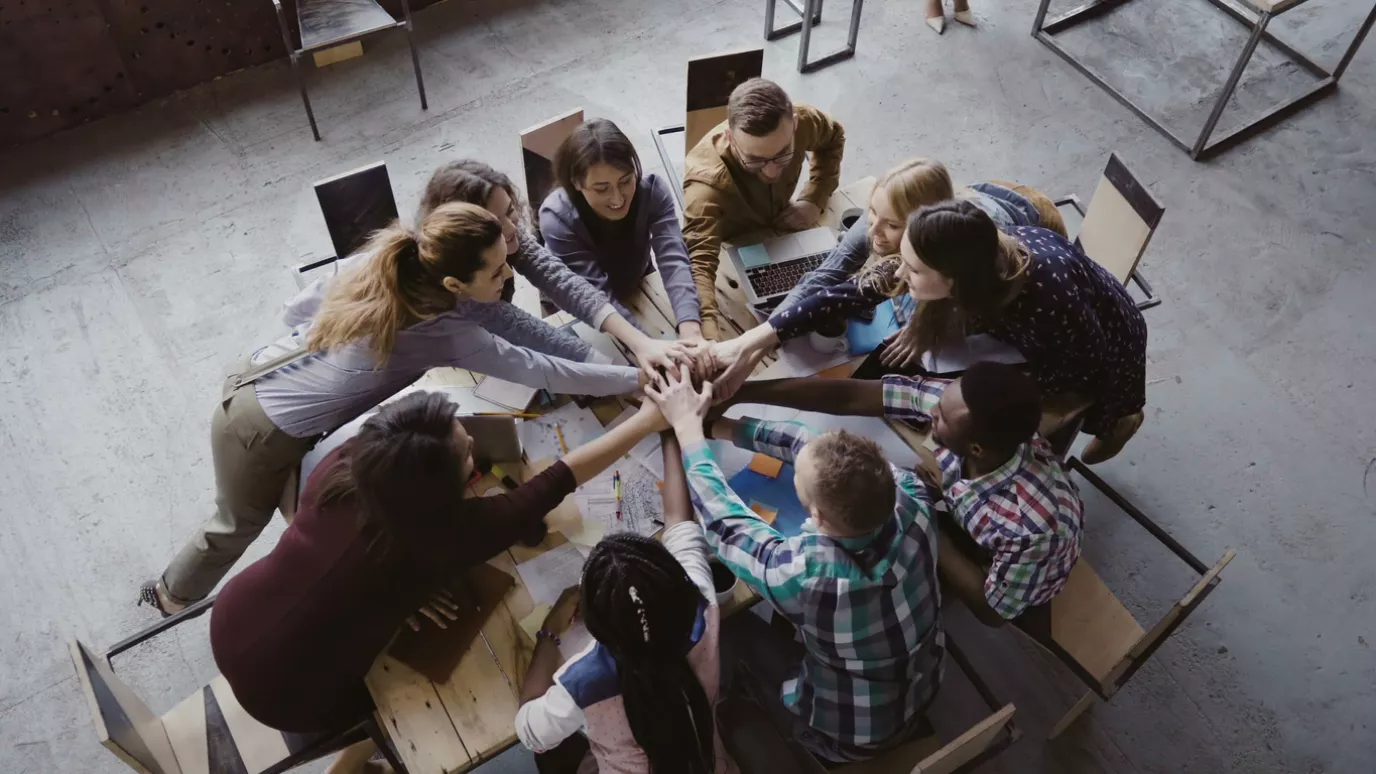 Plateforme de crowdfunding : notre guide complet pour bien la choisir en 2025